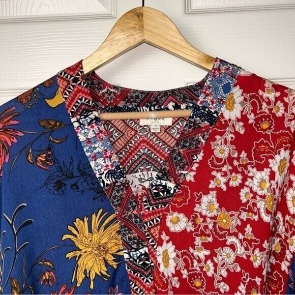 Umgee Multi Color Floral Boho V-Neck Button Up Flutter Sleeve Blouse Size Small - Picture 3 of 8